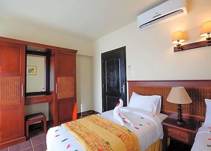 Porto South By Amer Group - Families Only 4*
